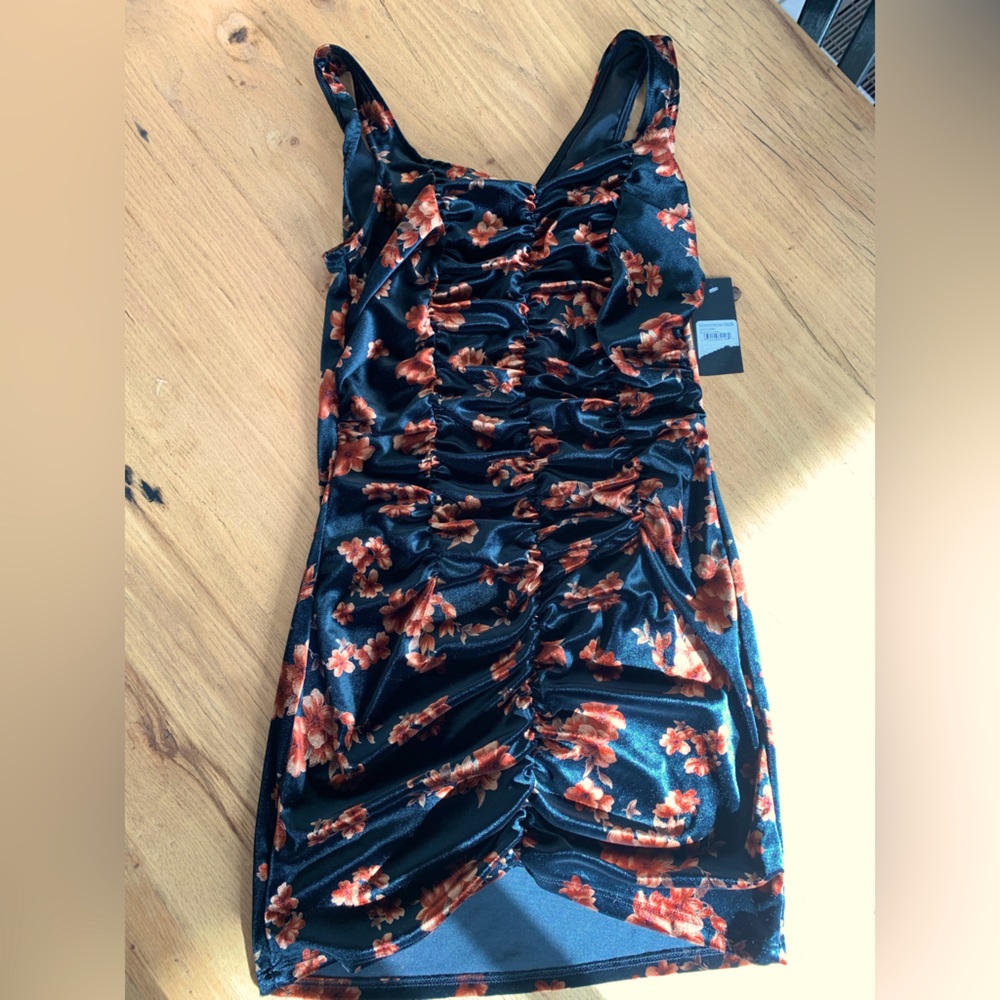 Free Press Women’s Mini Dress Sleeveless Floral‎ Velvet Size L Rouching Preowned